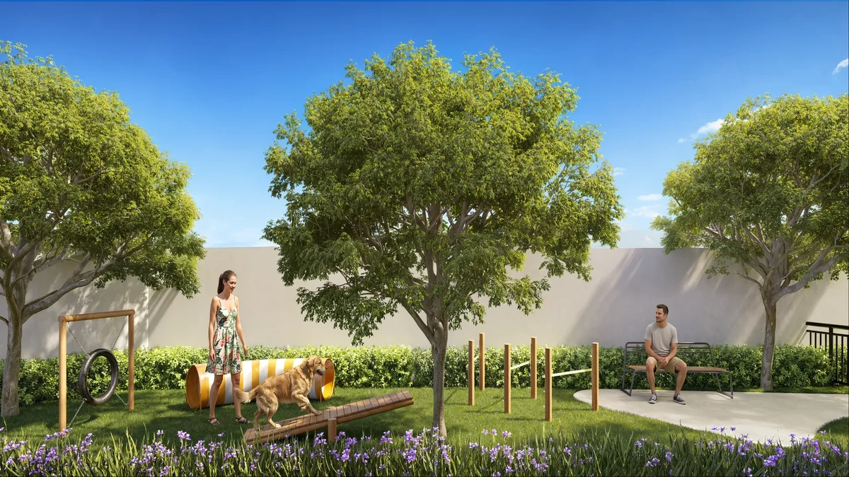 Espaço pet place gramado e estruturado para cães no residencial de médio padrão do condomínio Inc Green Cambeba da construtora Diagonal.